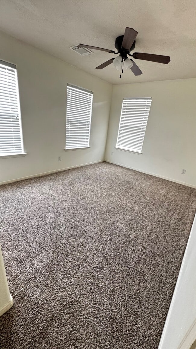 property at 5018 Woodland Meadows Ln