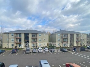 515 Catron St N in Monmouth, OR - Building Photo - Building Photo