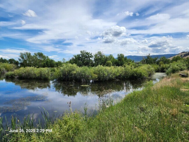 61468 Blackhawk Trail Ln in La Grande, OR - Building Photo - Building Photo