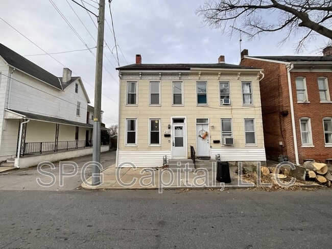 property at 213 Jefferson Ave