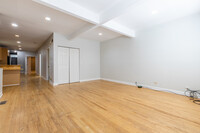 1536 W Haddon Ave, Unit 1 in Chicago, IL - Building Photo - Building Photo