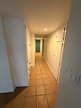 8341 W Manchester Ave, Unit #1 in Playa Del Rey, CA - Building Photo - Building Photo