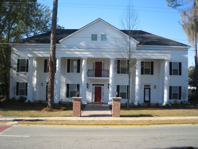 Carron Oak in Valdosta, GA - Building Photo