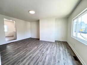 2111 Spring St in Pittsburgh, PA - Building Photo - Building Photo