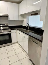 492 NW 165th St in Miami, FL - Building Photo - Building Photo