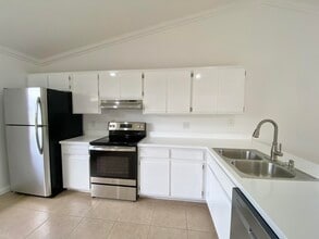212 Trace Ct in Royal Palm Beach, FL - Foto de edificio - Building Photo