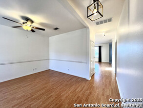 21534 Encino Lookout in San Antonio, TX - Building Photo - Building Photo