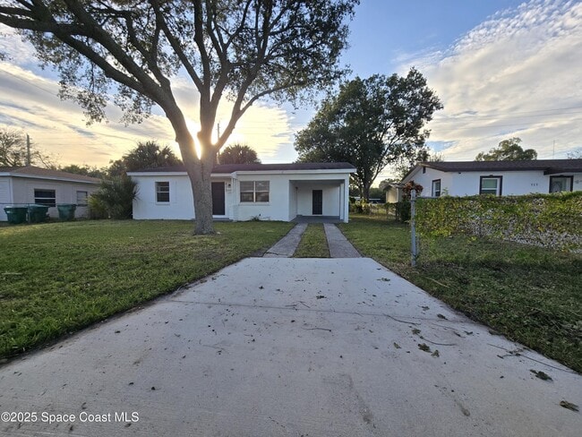 513 N Georgia Ave in Cocoa, FL - Building Photo - Building Photo