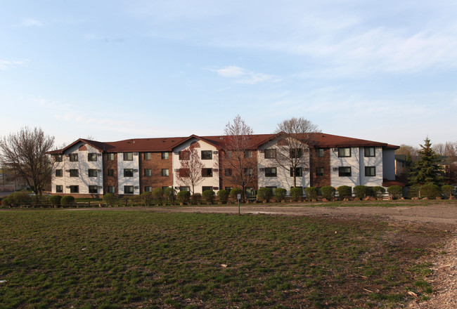 Walker on Kenzie in St. Anthony, MN - Foto de edificio - Building Photo