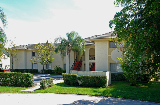 11550-1156 NW 43rd Ct in Coral Springs, FL - Building Photo - Building Photo