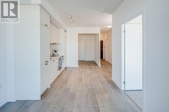 38-738 Honeycrisp Cres in Vaughan, ON - Building Photo - Building Photo