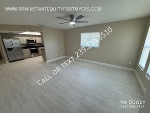 3608 SW 7th Pl in Cape Coral, FL - Building Photo - Building Photo