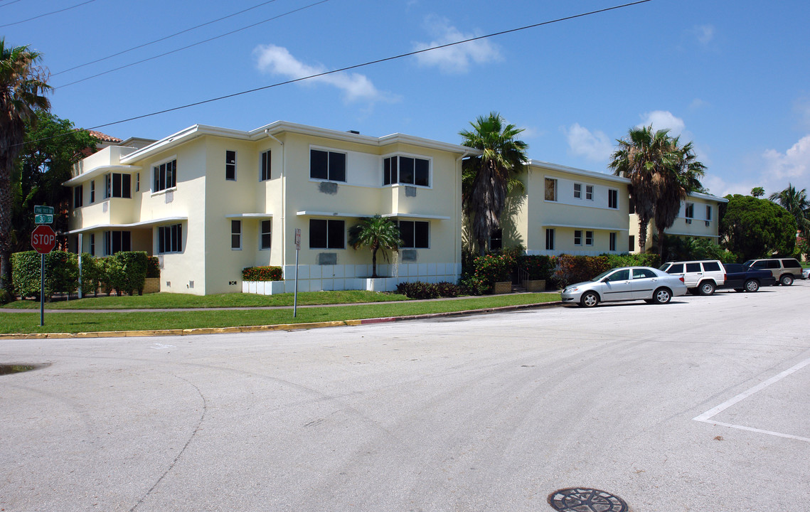 2880-2931 Sheridan Ave in Miami Beach, FL - Building Photo