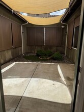 5313 Pelican Hill Dr in Bakersfield, CA - Building Photo - Building Photo