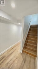 83 Pondcliffe Dr in Kitchener, ON - Building Photo - Building Photo