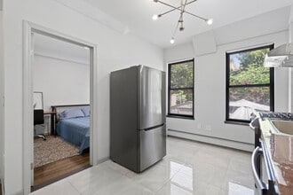 232 1st St in Jersey City, NJ - Building Photo - Building Photo
