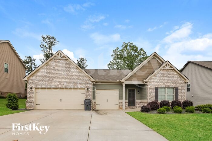 505 Mullen Ct in Locust Grove, GA - Building Photo