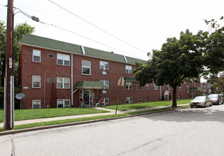 Kendrick Court Apartments in Philadelphia, PA - Foto de edificio - Building Photo