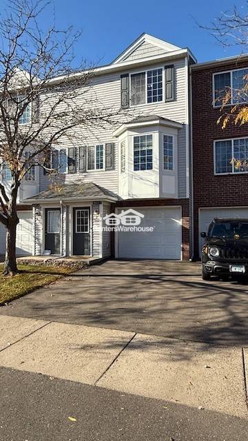 4801 Education Dr N in Hugo, MN - Foto de edificio - Building Photo