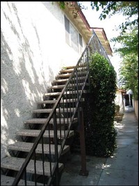 Gladys Apartments in San Gabriel, CA - Foto de edificio - Building Photo