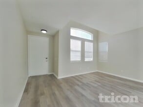 757 Pino Ave in Lancaster, CA - Building Photo - Building Photo