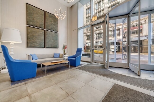 8 E Randolph St, Unit 1108 in Chicago, IL - Building Photo - Building Photo
