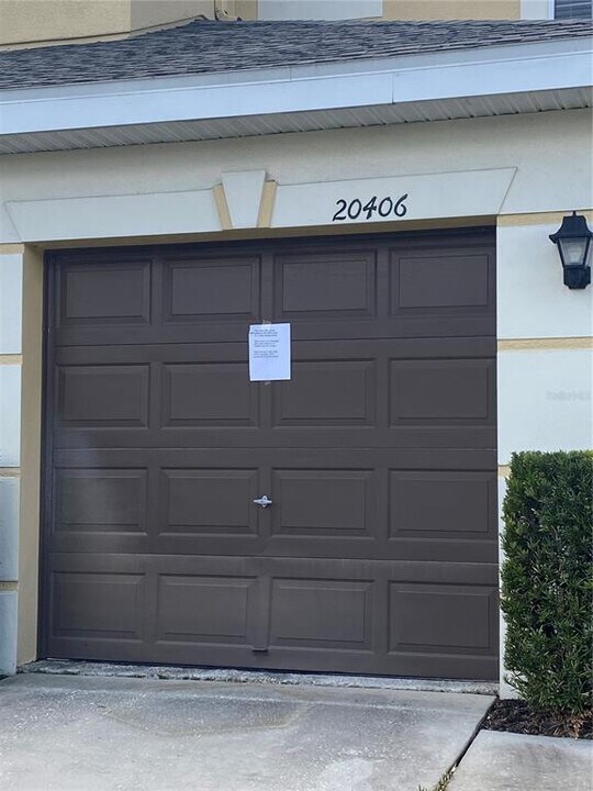 20406 Needletree Dr in Tampa, FL - Building Photo
