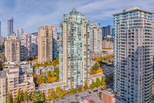 The Pinnacle in Vancouver, BC - Building Photo
