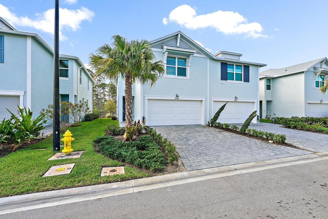 246 Osprey Preserve Blvd in Jensen Beach, FL - Building Photo