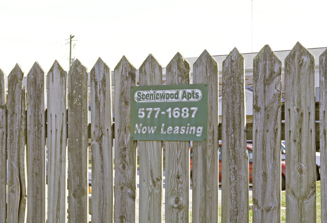 Scenic Wood Apartments in Knoxville, TN - Building Photo - Building Photo