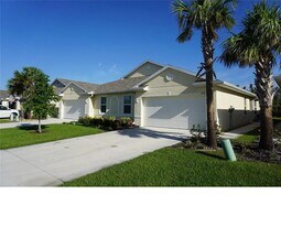 25152 E Lenox Cir in Punta Gorda, FL - Building Photo