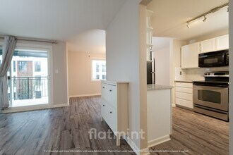 8720 Phinney Ave N in Seattle, WA - Building Photo - Building Photo