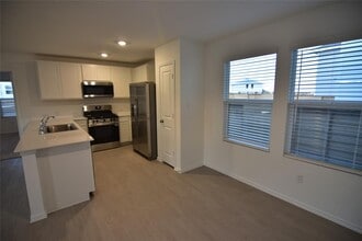 343 Keefer in Kyle, TX - Building Photo - Building Photo
