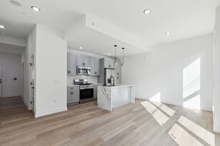 2550 N Hope St, Unit 1 in Philadelphia, PA - Building Photo