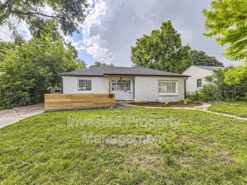2709 S Cook St in Denver, CO - Building Photo
