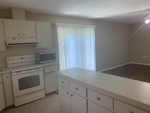 1916 Marcia St in Sarasota, FL - Building Photo - Building Photo