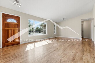 1399 S Paris Ct in Aurora, CO - Building Photo - Building Photo