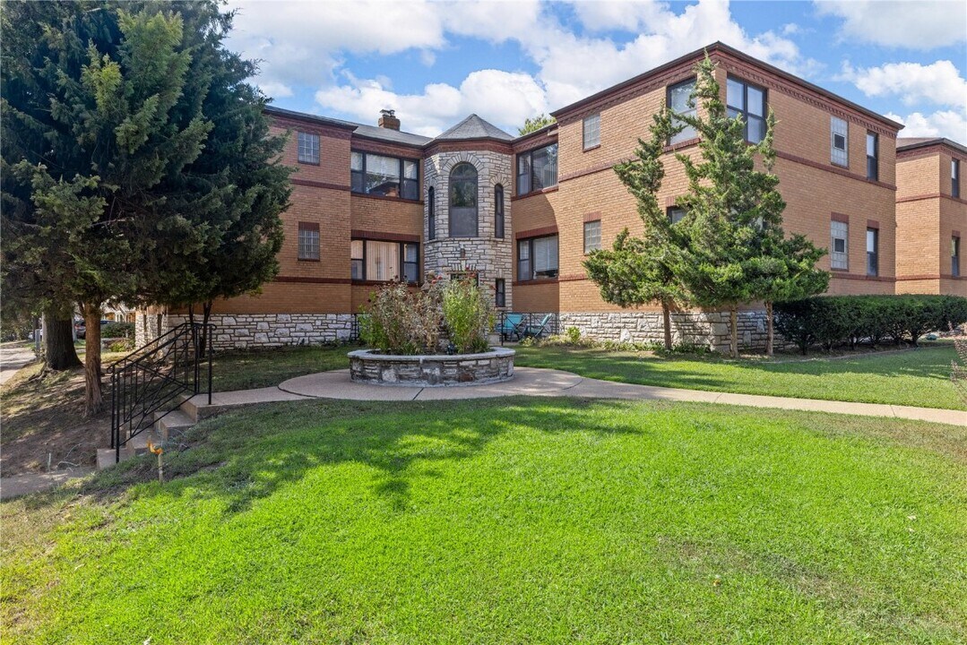4931 Jamieson Ave in St. Louis, MO - Building Photo