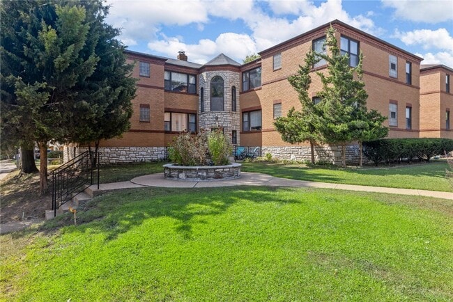 property at 4931 Jamieson Ave