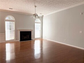 2830 White Blossom Ln in Suwanee, GA - Building Photo - Building Photo