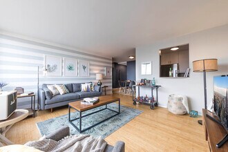 480 2nd Ave-Unit -26-A in New York, NY - Building Photo - Building Photo