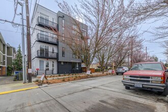 Dorothy Odelle in Seattle, WA - Foto de edificio - Building Photo