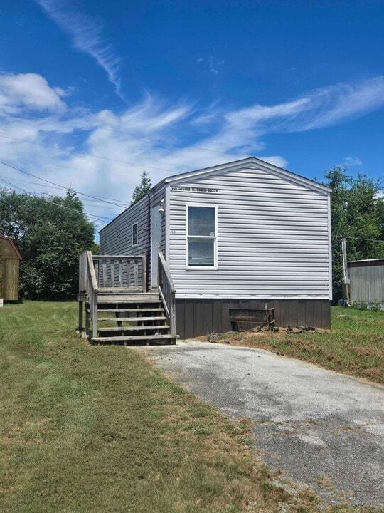 4026 Spring Place Rd SE in Cleveland, TN - Building Photo