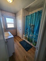 353 S 200 E, Unit Room 3 in Springville, UT - Building Photo