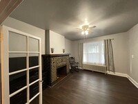 315 Laurel Blvd, Unit 1 - 6