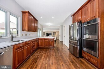 13094-13012 12 Hills Rd in Clarksville, MD - Building Photo - Building Photo