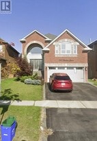 243 Barber Dr in Halton Hills, ON - Building Photo