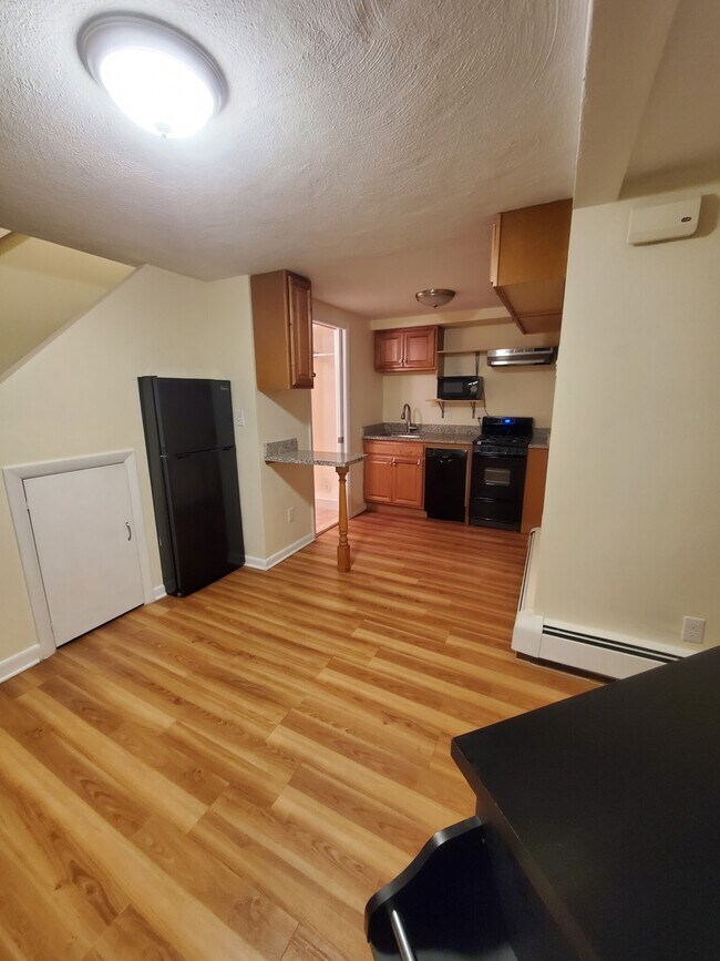 49 Harvard St Apartments and Nearby Waltham Apartments For Rent