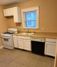 3381 E 149th St in Cleveland, OH - Building Photo - Building Photo