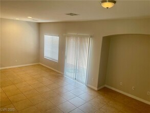 248 Hopeful Ridge Ct in Henderson, NV - Foto de edificio - Building Photo